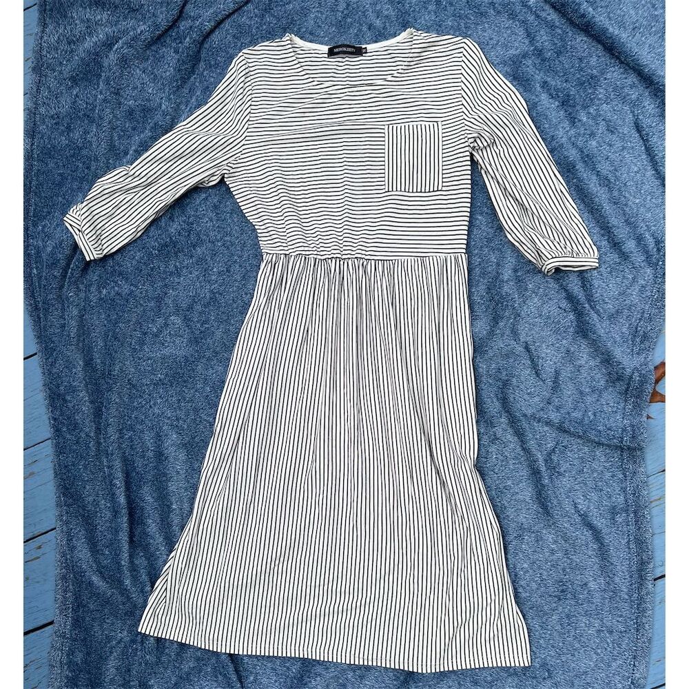 M Black & White Striped Midi Dress 3/4 Balloon Sleeve
